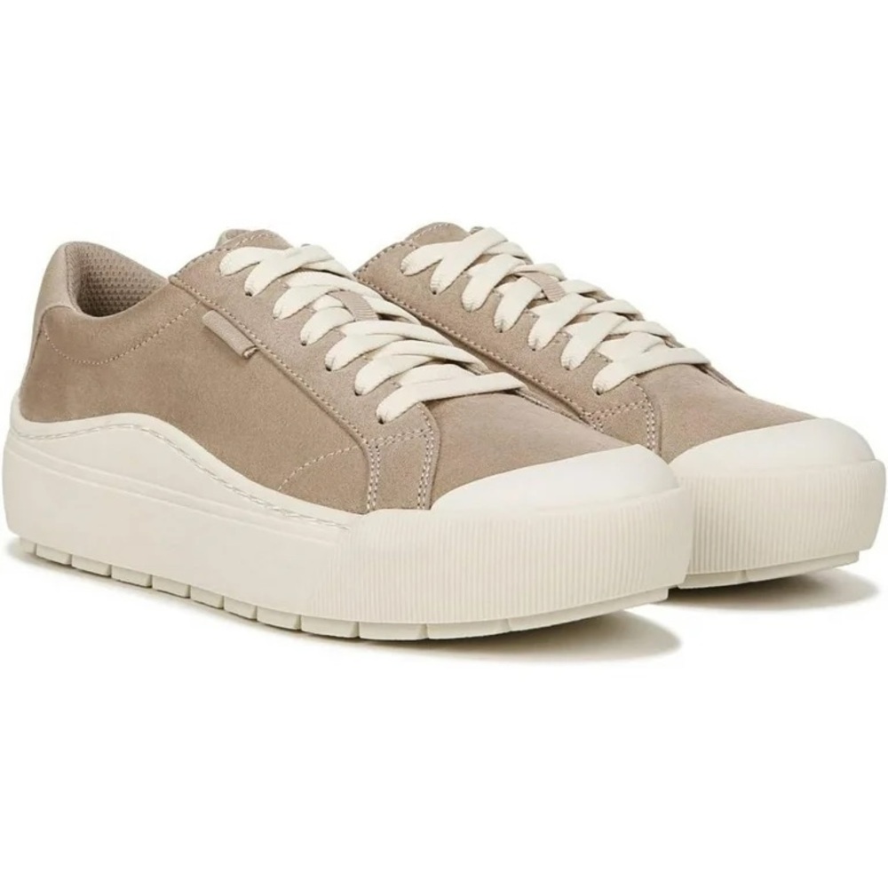 Dr. Scholl’s Time Off Tan Sneakers with White Soles